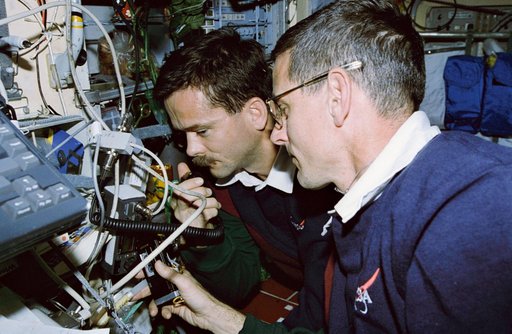 STS-74 crewmembers in Mir space station