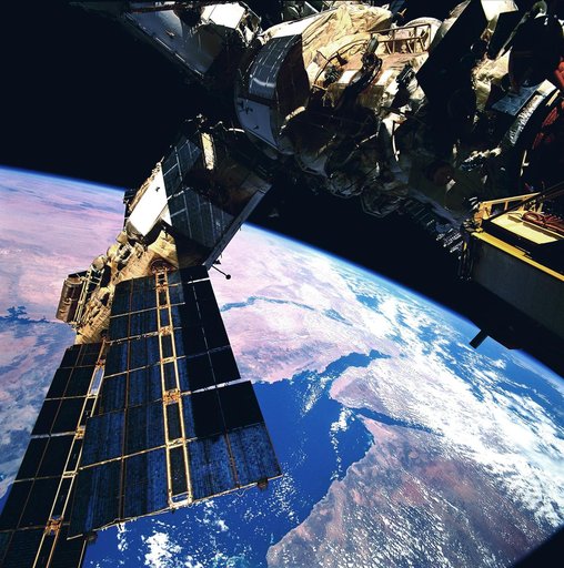 Mir Space Station views taken during STS-76 mission