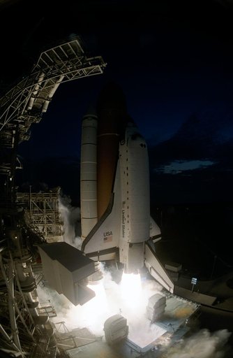 STS-77 launch view
