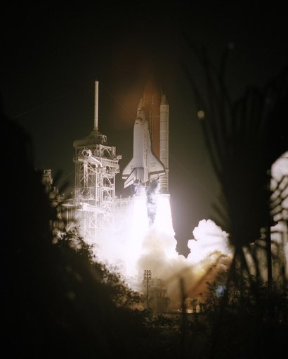 STS-81 launch view