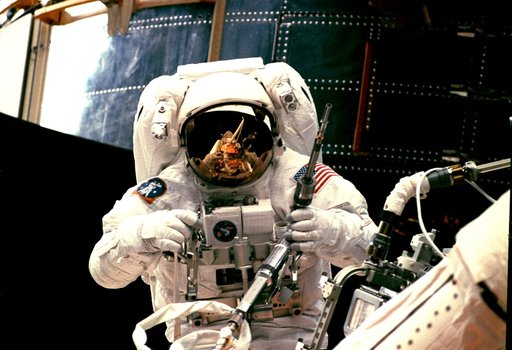EVA 1 activity on Flight Day 4 to service the Hubble Space Telescope