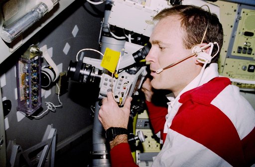 HHDTC - Cmdr Halsell photographs hardware