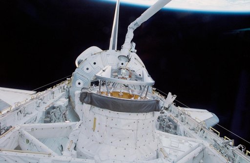 ODS and RMS arm in position to grapple Node 1/Unity module
