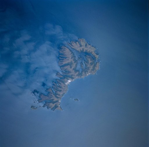 Earth observations during STS-89
