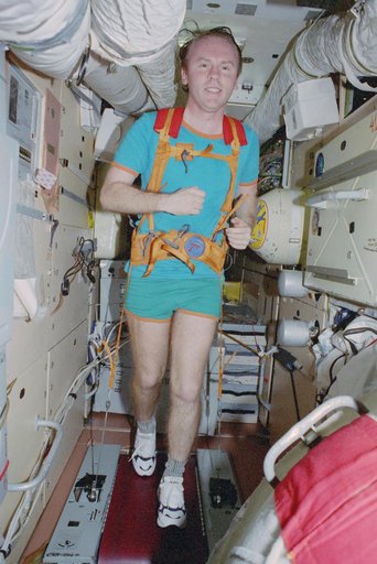 Thomas runs in the Kristall module