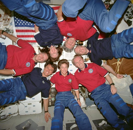 STS-91 onboard crew portraits