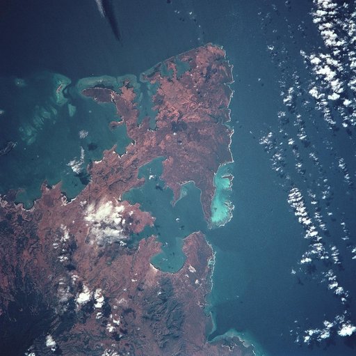 Earth observations of Northern Madagascar taken from Columbia during STS-93 mission