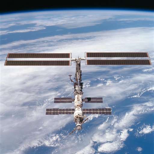 Views of the ISS during Endeavour's final flyaround for STS-97