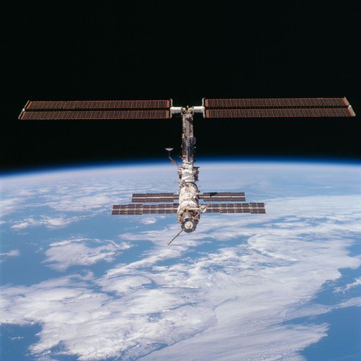 Views of the ISS during Endeavour's final flyaround for STS-97