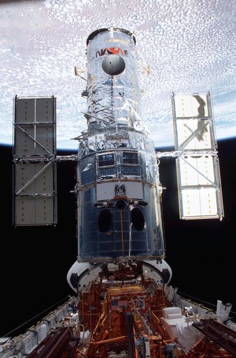 HST in the Columbia's payload bay after EVA 2
