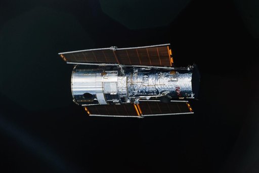 View of HST prior to rendezvous and capture