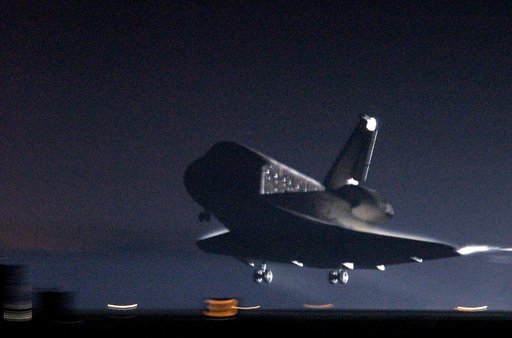 STS-109 landing view