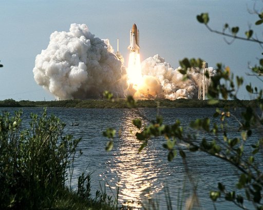 sts110-s-005