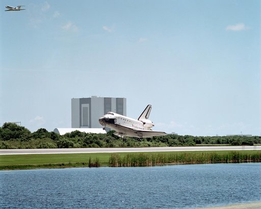 sts110-s-057