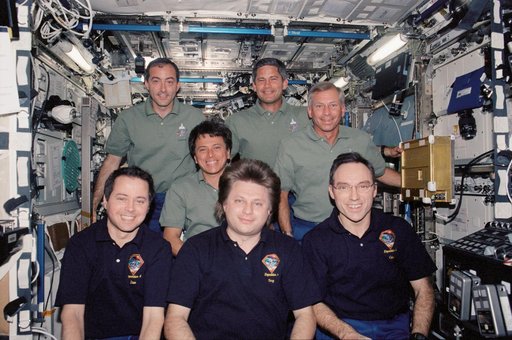 STS-111 UF-2 and Expedition Four crews group portrait in U.S. Lab