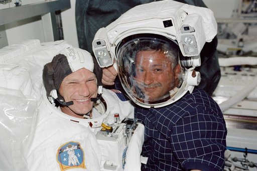 STS-112 MS Sellers and MS Yurchikhin in airlock prior to EVA 3