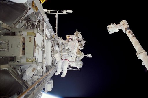 Lopez-Alegria during STS-113 EVA 3