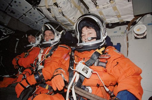 Expedition Five crew in LES on Endeavour's MDK during STS-113 landing