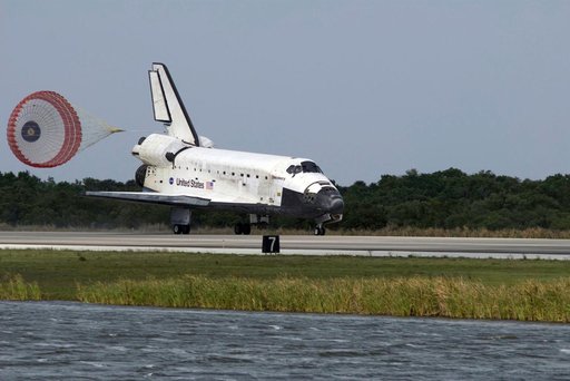 sts119-s-061