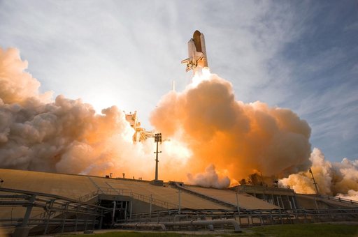 sts127-s-038