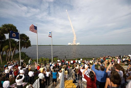 sts127-s-069