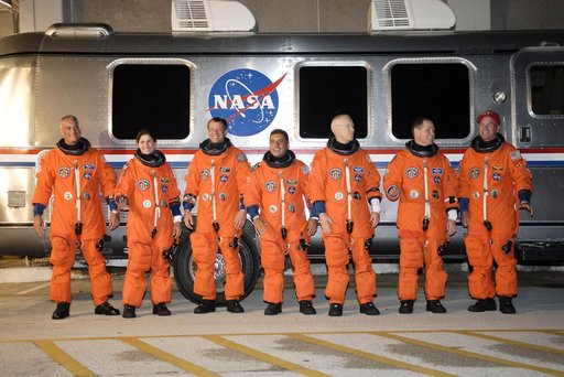 sts128-s-008