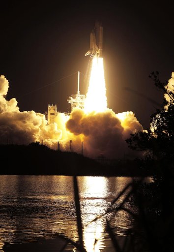 sts128-s-025