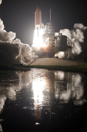sts128-s-034