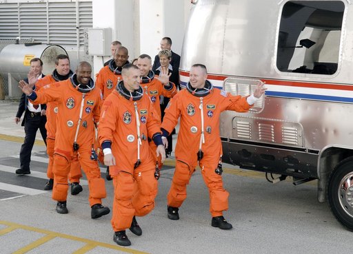 STS-129 Crew Members head for Launch Pad 39A
