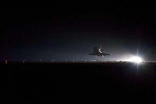 STS-130 Endeavour Lands at KSC