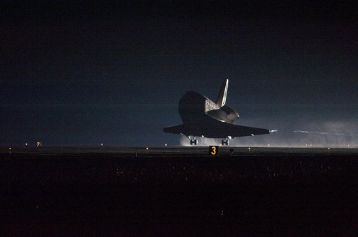 STS-130 Endeavour Lands at KSC