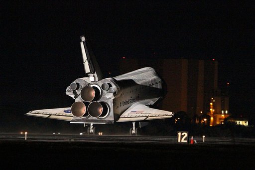 STS-130 Endeavour Lands at KSC