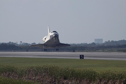 sts131-s-094