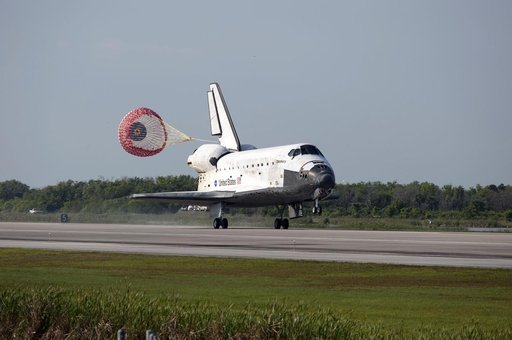 sts131-s-106