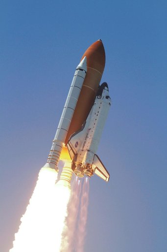 sts132-s-008