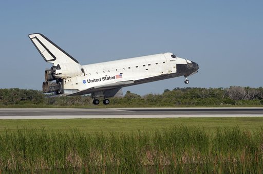 STS-132 Space Shuttle Atlantis Landing