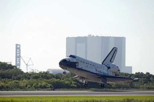 STS-132 Space Shuttle Atlantis Landing