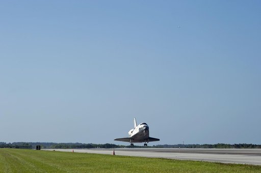 STS-132 Space Shuttle Atlantis Landing