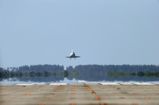 STS-132 Space Shuttle Atlantis Landing