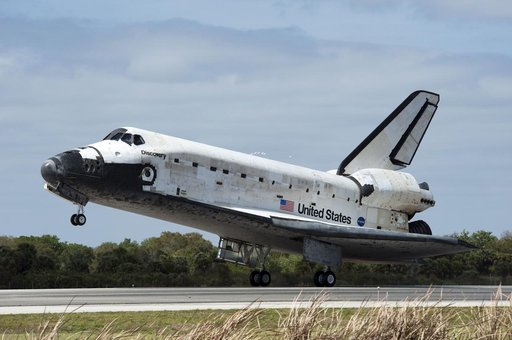 STS-133 landing at KSC