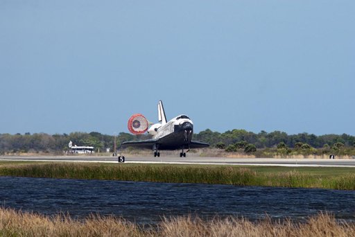 sts133-s-123