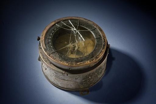 Compass, Aperiodic, Wiley Post Crash