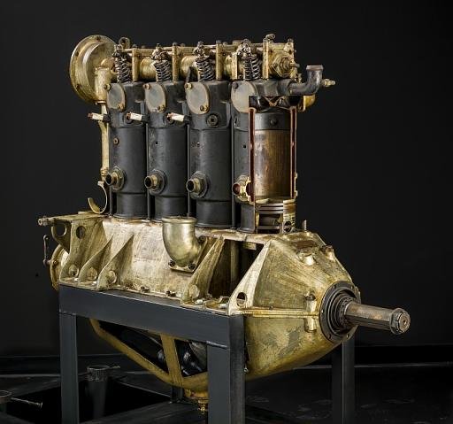 Hall-Scott A-7-A, In-line 4 Engine, Cutaway