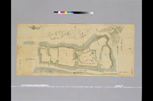[Pictures of Ancient Japanese Castles] [Volume 4, Tokaido Section (3)] 48 Map of Yokosuka Castle, Tōtōmi Province