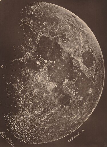 Photographie de la lune a son 1er Quartier