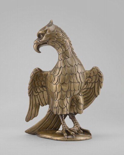 A Pair of  Eagles [right-facing eagle]
