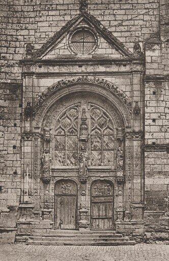 Tours, Portail de L'Église Saint Symphorien (Tours, Entry of the Church of Saint Symphorien)