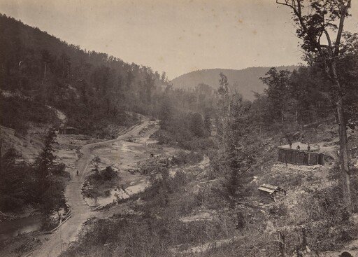 Whiteside Valley Below the Bridge
