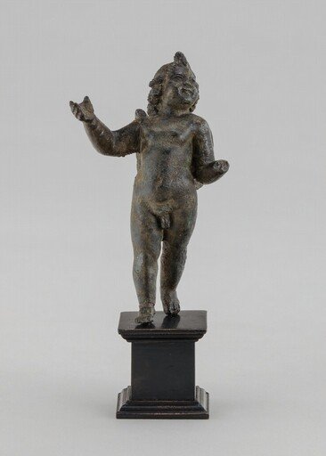 Striding Cupid