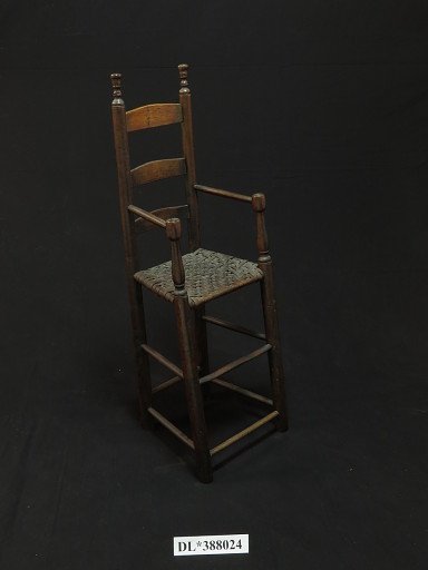 highchair